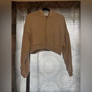 Cropped light gray zip up